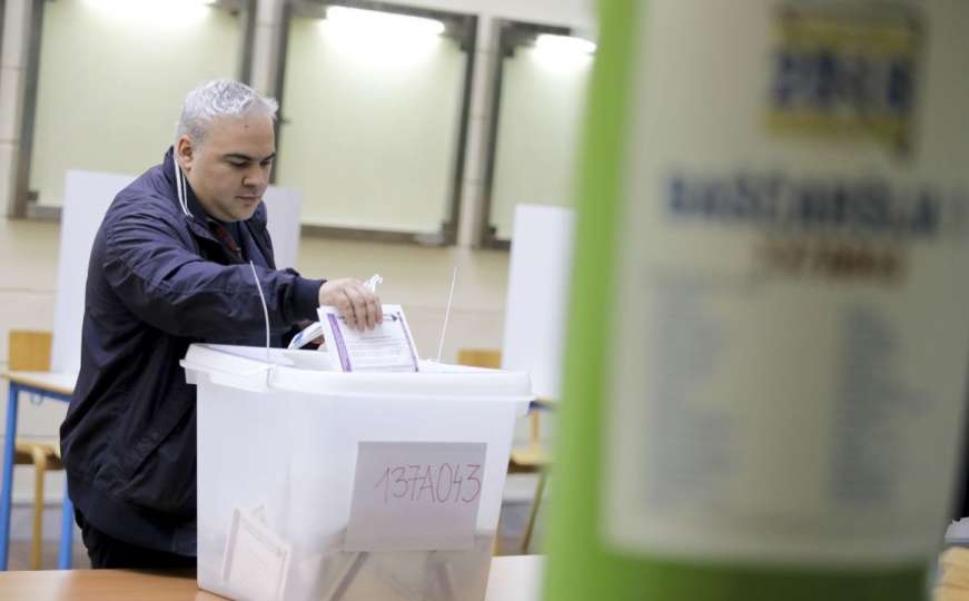 U nedjelju prijevremeni izbori u Bosni i Hercegovini: Počinje borba za 9 pozicija
